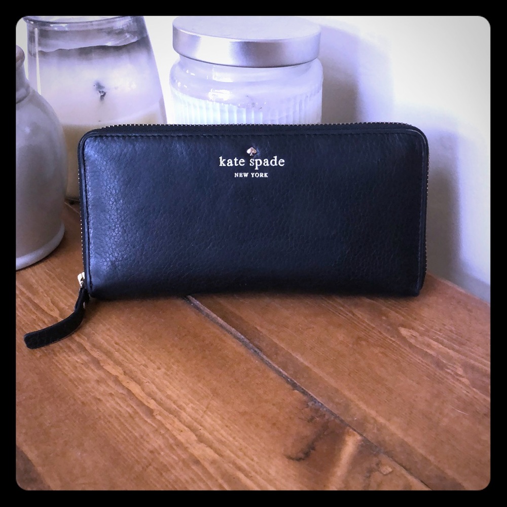 Kate Spade wallet ❤️